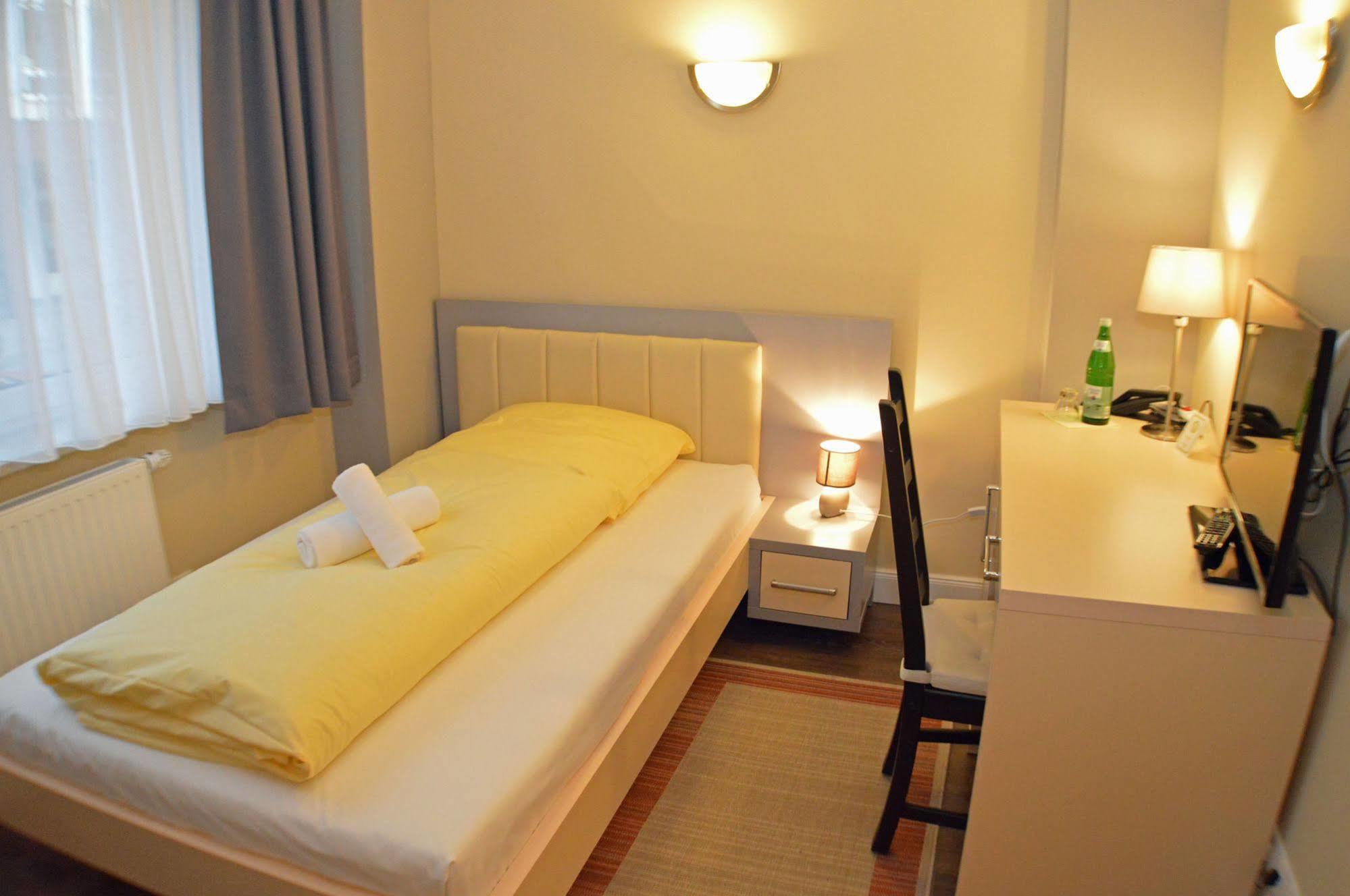 Hotel Jeta Hamburg Kültér fotó